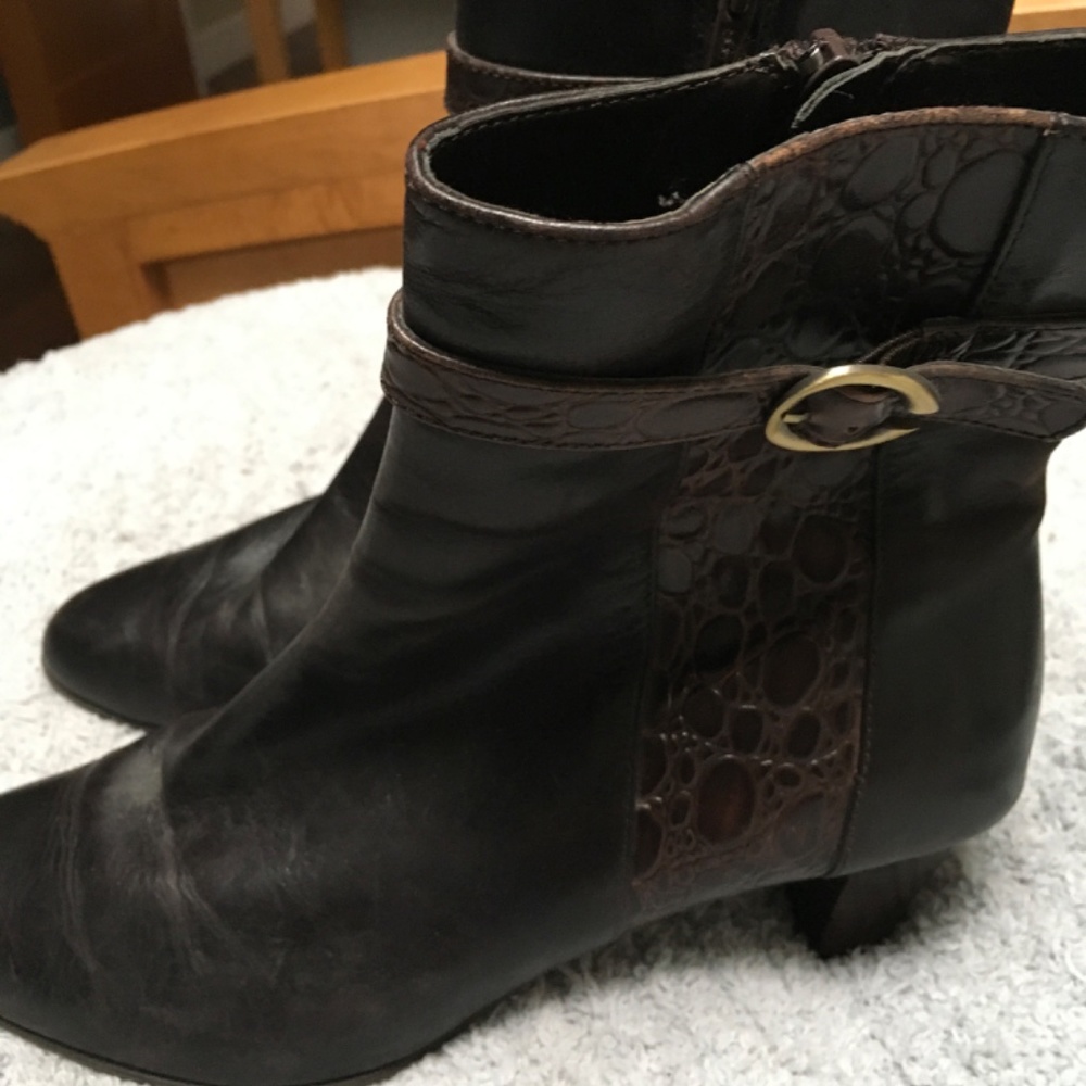 Booties - Picture 3 of 5